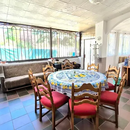 Holiday home таки дача на фонтане *